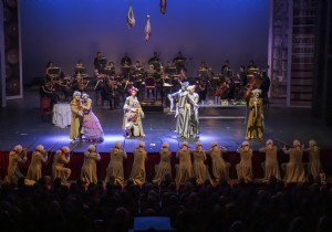SEVL BERBERݔ Operas Hafta Sonu Sahnede
